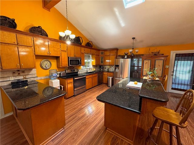 296 County Road 1601, Alice, TX 78332