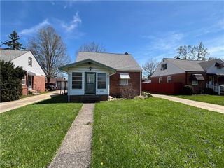 861 E 256th Street, Euclid, OH 44132