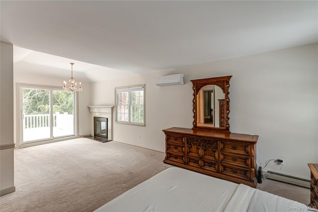 2 Sea View Lane, Mount Sinai, NY 11766