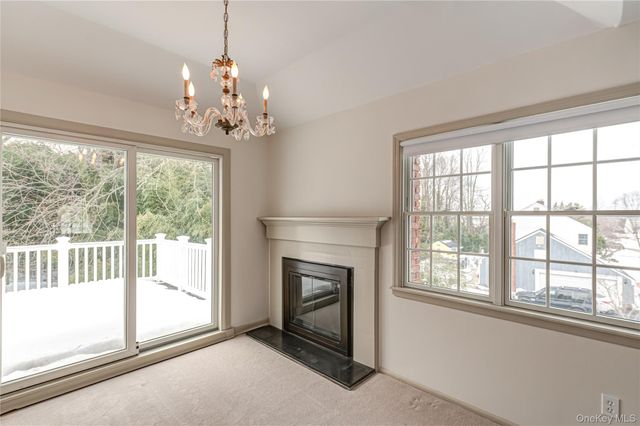 2 Sea View Lane, Mount Sinai, NY 11766