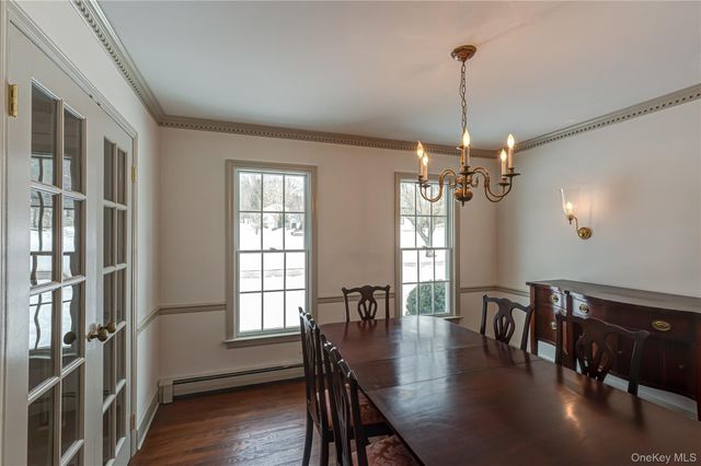 2 Sea View Lane, Mount Sinai, NY 11766