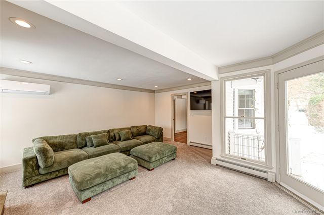 2 Sea View Lane, Mount Sinai, NY 11766