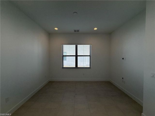 20623 Fair Oak LN, Estero, FL 33928