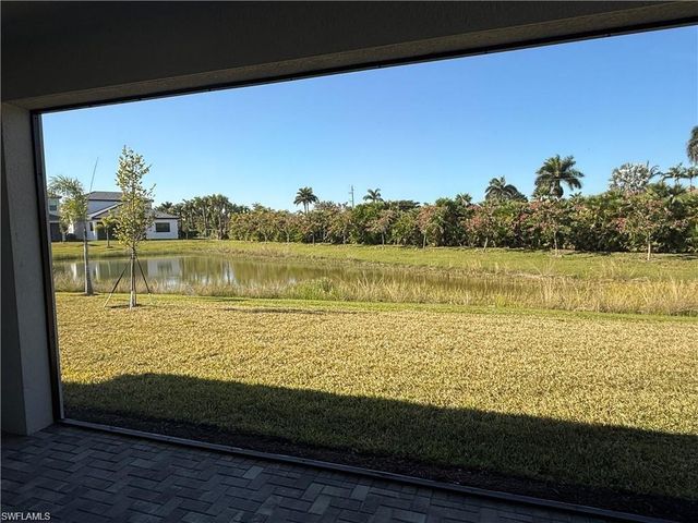 20623 Fair Oak LN, Estero, FL 33928
