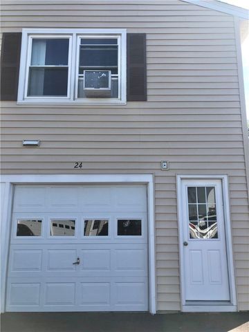 24 Arrowhead North, Perinton, NY 14450