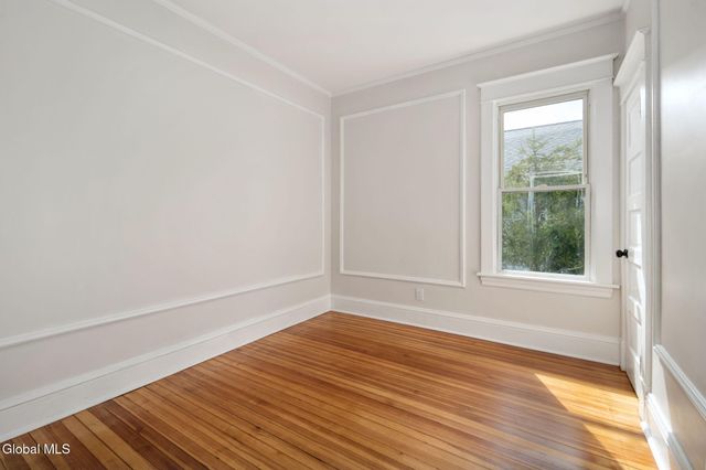 18 Fairlawn Avenue, Albany, NY 12203