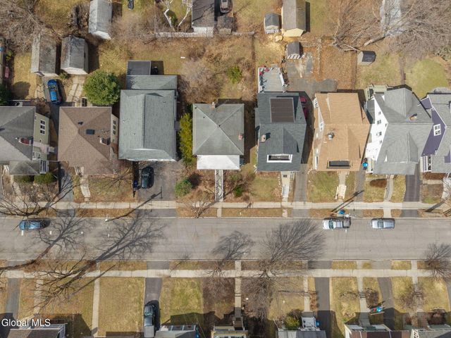 18 Fairlawn Avenue, Albany, NY 12203