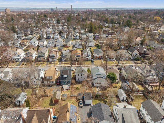 18 Fairlawn Avenue, Albany, NY 12203