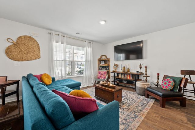 275 Spencer Circle, Summerville, SC 29485