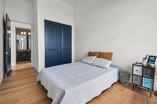 4820 Caroline Street 501, Houston, TX 77004