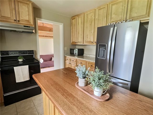 426 Houston Ave, Harrisville Boro, PA 16038