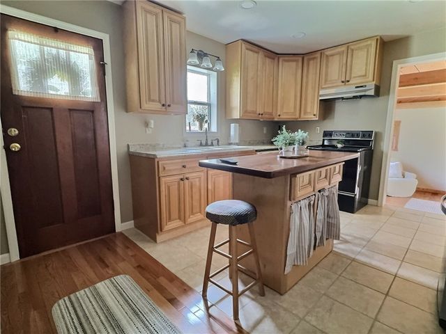 426 Houston Ave, Harrisville Boro, PA 16038