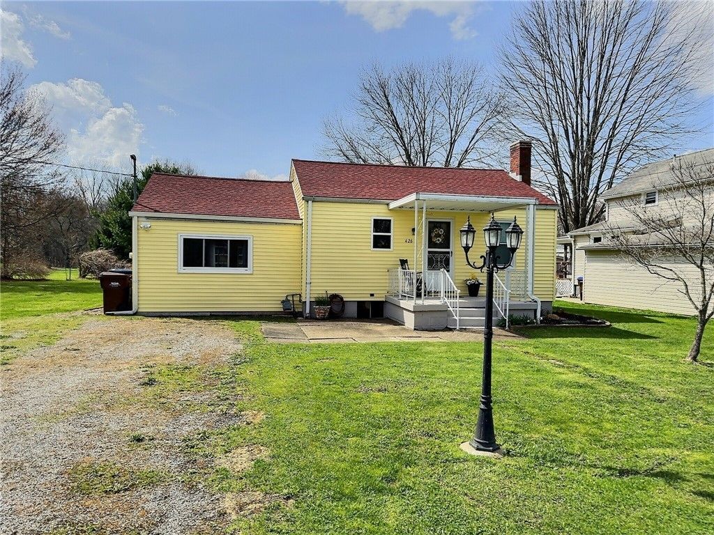 426 Houston Ave, Harrisville Boro, PA 16038