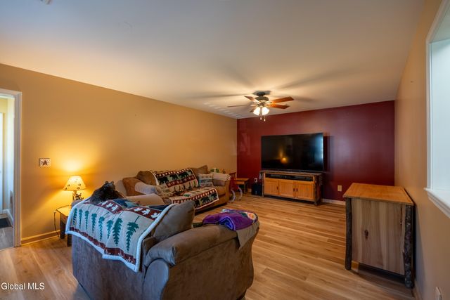 4 Leo Street, Queensbury, NY 12804