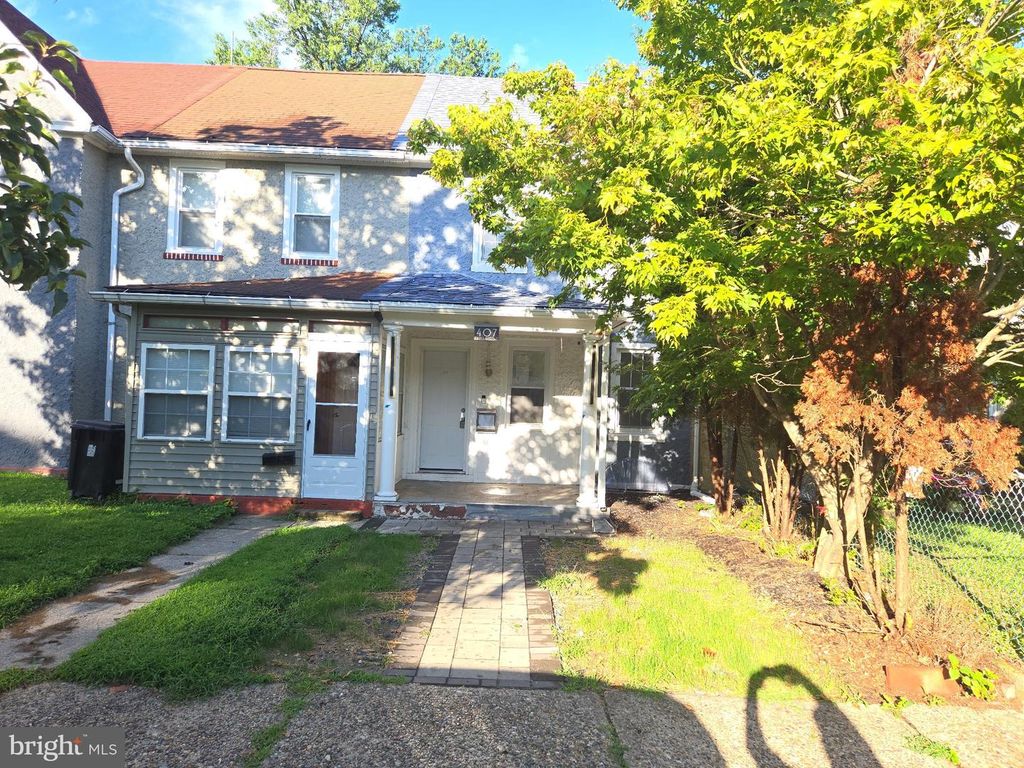 407 PARIS, Brooklawn, NJ 08030