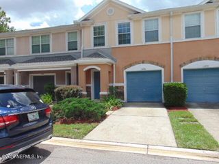13496 ESSENCE Court, Jacksonville, FL 32258