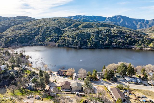 17819 Elizabeth Lake Road, Lake Hughes, CA 93532