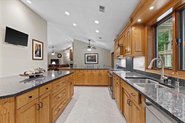 2416 N 118th STREET, Wauwatosa, WI 53226