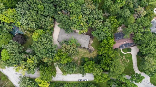 2416 N 118th STREET, Wauwatosa, WI 53226