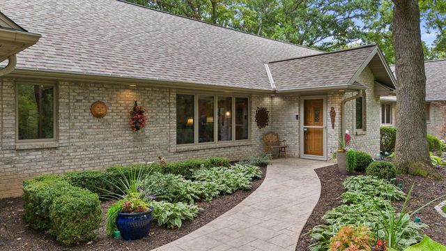 2416 N 118th STREET, Wauwatosa, WI 53226