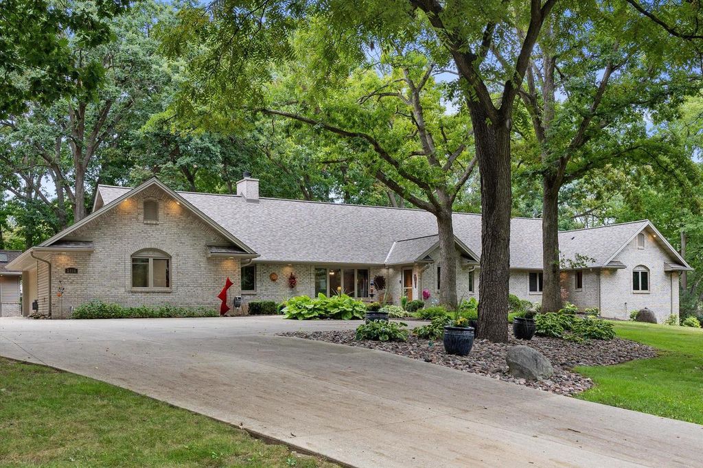 2416 N 118th STREET, Wauwatosa, WI 53226