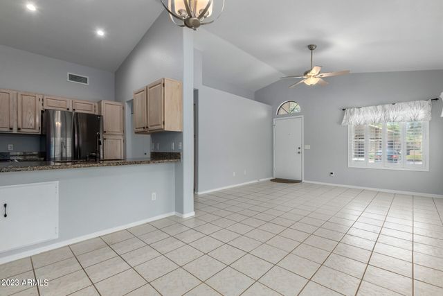 14300 W Bell Road Unit 349, Surprise, AZ 85374