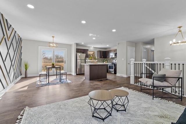 3708 Central Avenue, Valparaiso, IN 46383