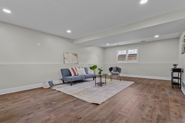 3708 Central Avenue, Valparaiso, IN 46383