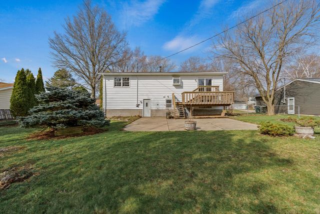 3708 Central Avenue, Valparaiso, IN 46383