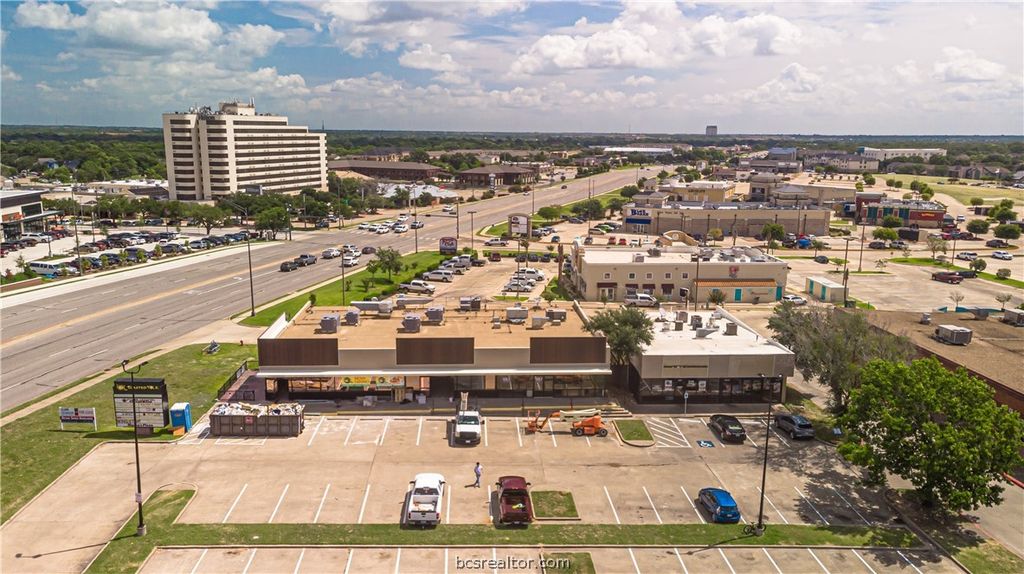 700 University Drive E 100F, College Station, TX 77840 — exterior