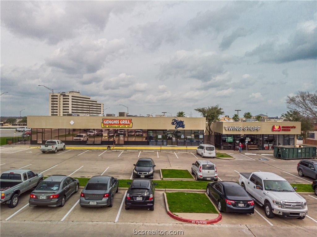 700 University Drive E 100F, College Station, TX 77840 — photo 2