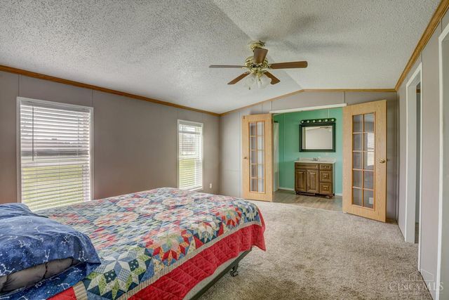 2001 Justin Lane, Franklin Twp, OH 45106