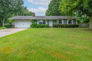 536 Dell Street, St. Joseph Twp, MI 49085