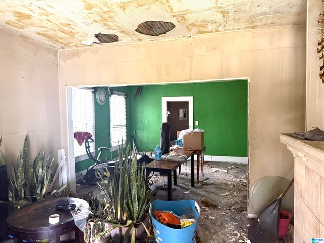 809 11TH STREET SW, Birmingham, AL 35211