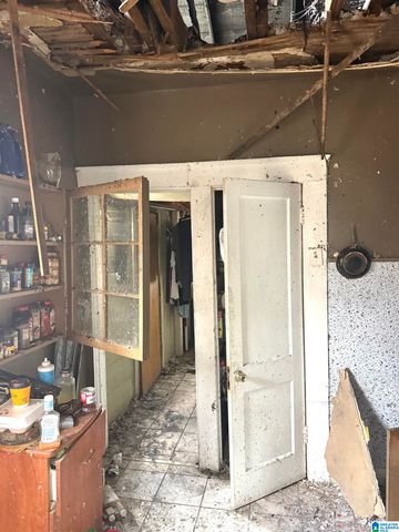 809 11TH STREET SW, Birmingham, AL 35211