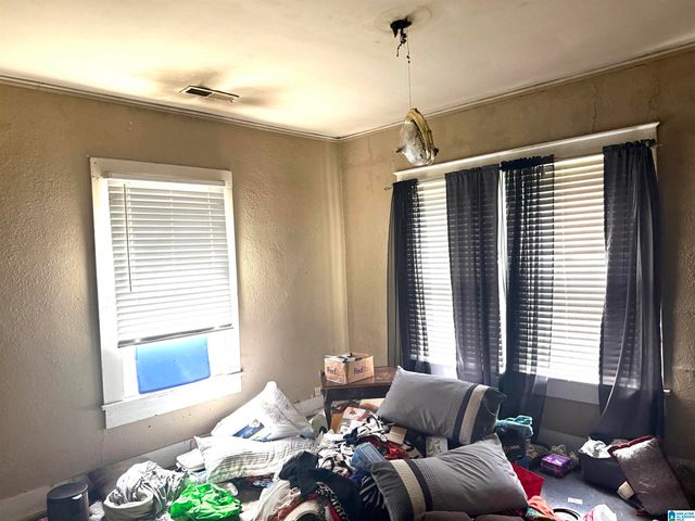 809 11TH STREET SW, Birmingham, AL 35211