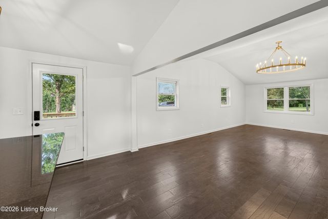 4503 N Camden Ln, Crestwood, KY 40014