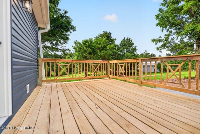 4503 N Camden Ln, Crestwood, KY 40014
