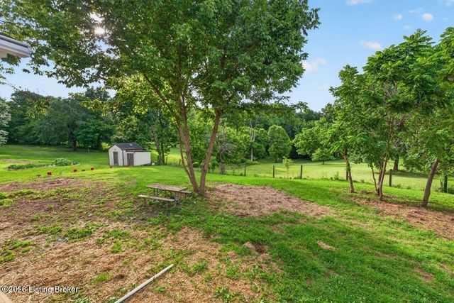4503 N Camden Ln, Crestwood, KY 40014