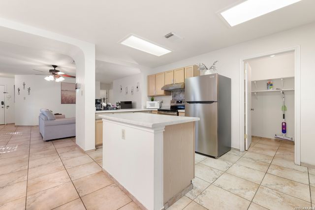 9306 Maverick Pass, San Antonio, TX 78240