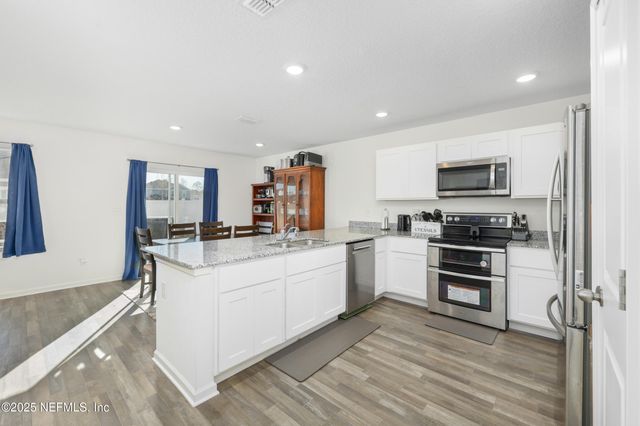 724 LIBERTY Circle, Macclenny, FL 32063