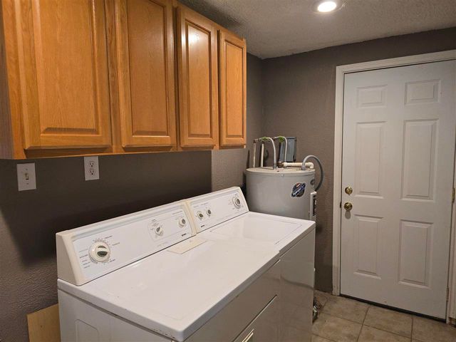 1021 E Gladstone, Frederick, OK 73542