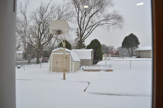 1203 Timber Drive, Elk Grove Village, IL 60007