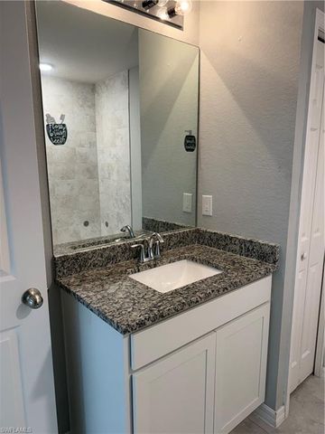 910 NW 8th TER, Cape Coral, FL 33993