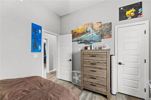 11722 N Manning Avenue, Kansas City, MO 64157