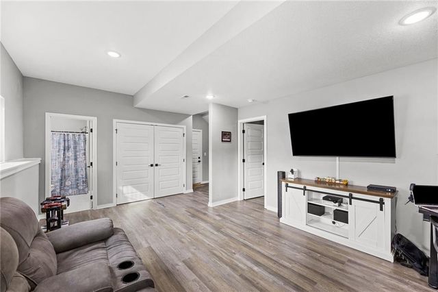 11722 N Manning Avenue, Kansas City, MO 64157