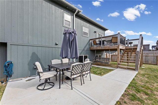 11722 N Manning Avenue, Kansas City, MO 64157