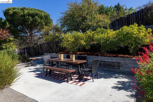 2615 Alhambra Way, Pinole, CA 94564