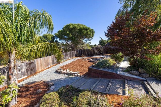 2615 Alhambra Way, Pinole, CA 94564
