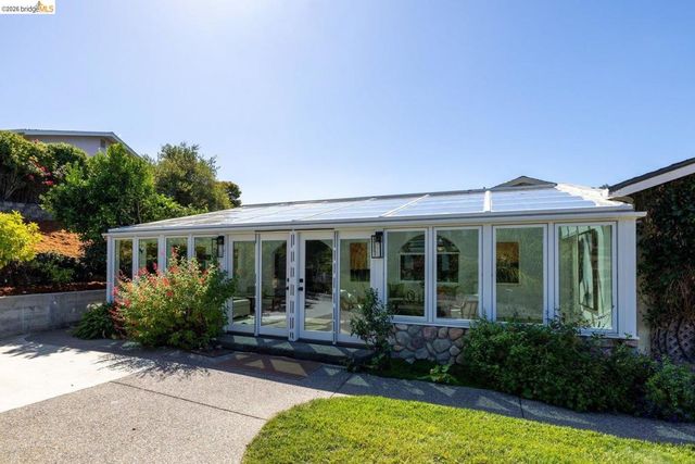 2615 Alhambra Way, Pinole, CA 94564
